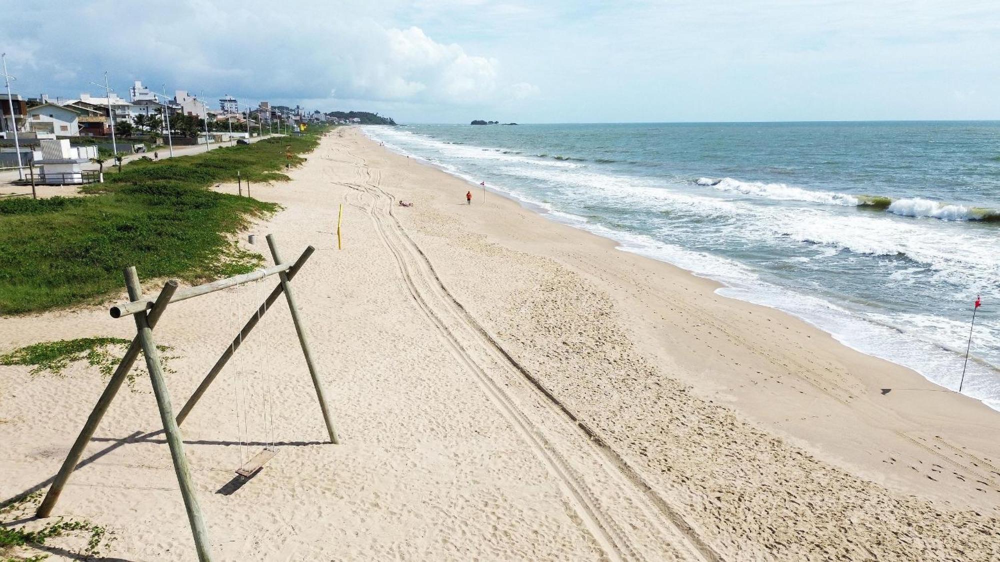 150M Da Praia Em Um Fantastico Edificio Em Balneario Picarras Apartment Exterior photo